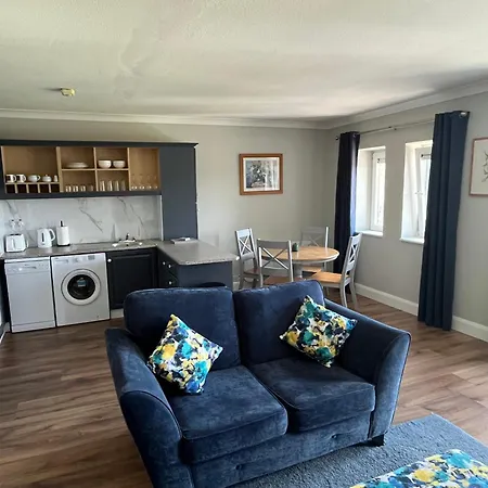 306 Harbour Mill Apartment